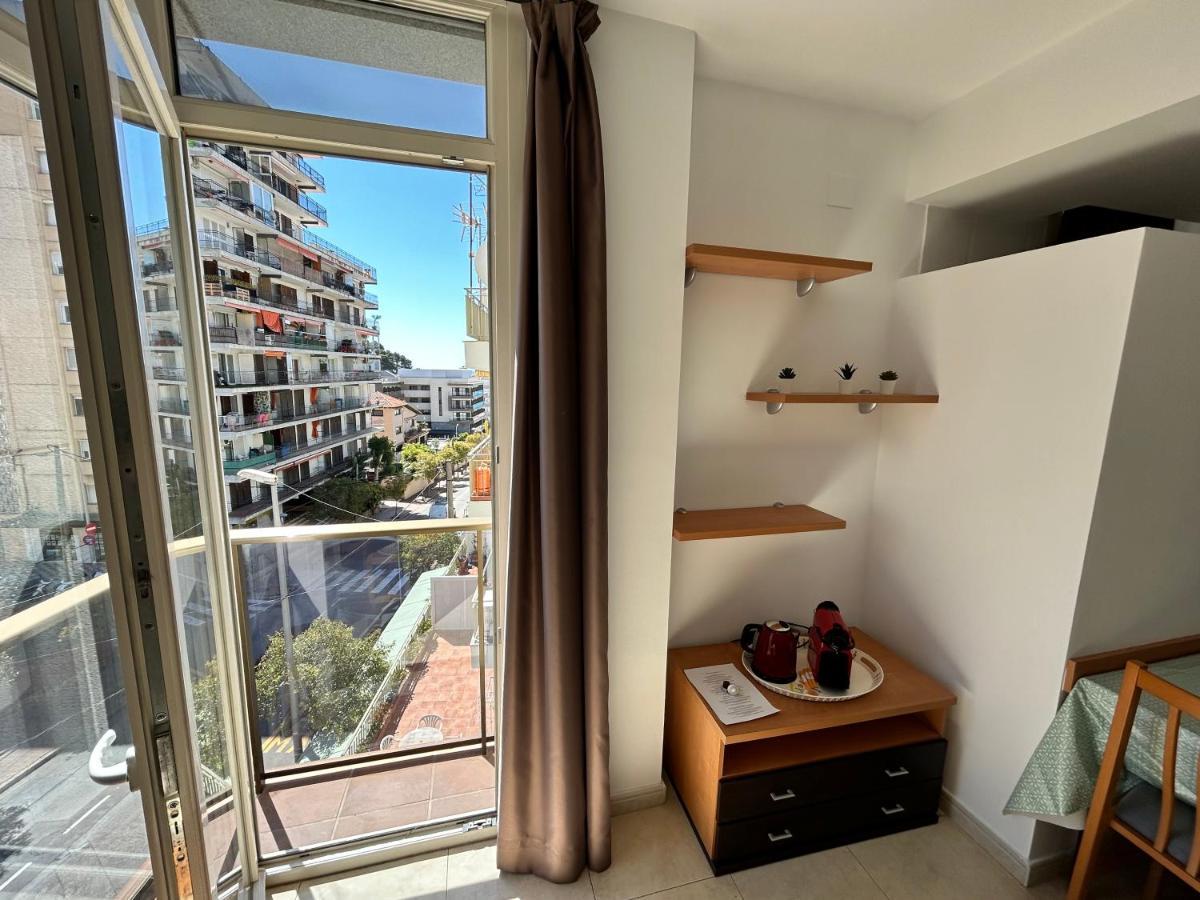 Apartaments Superiors Mtb Only Couples Lloret de Mar Exterior foto