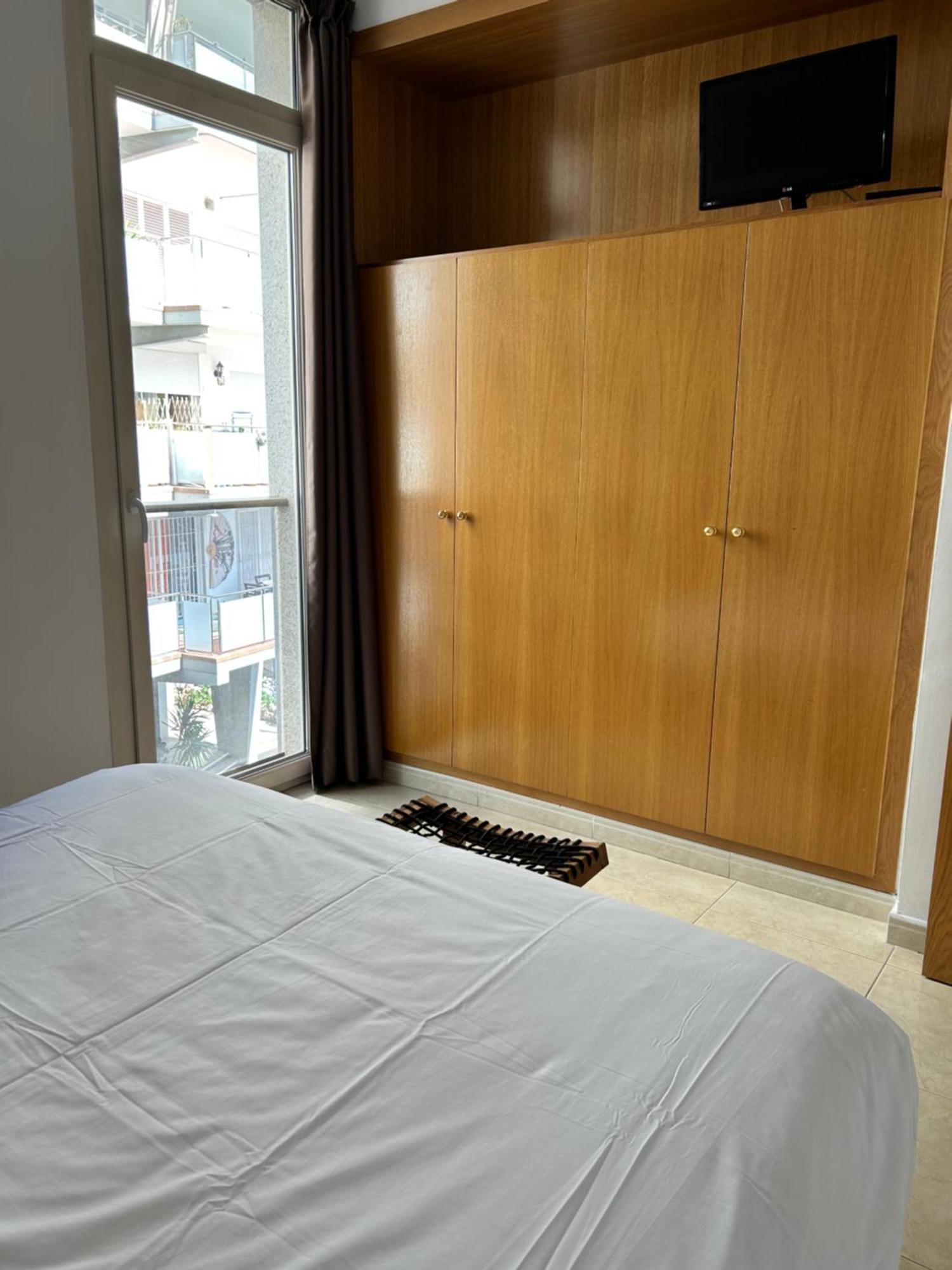 Apartaments Superiors Mtb Only Couples Lloret de Mar Exterior foto